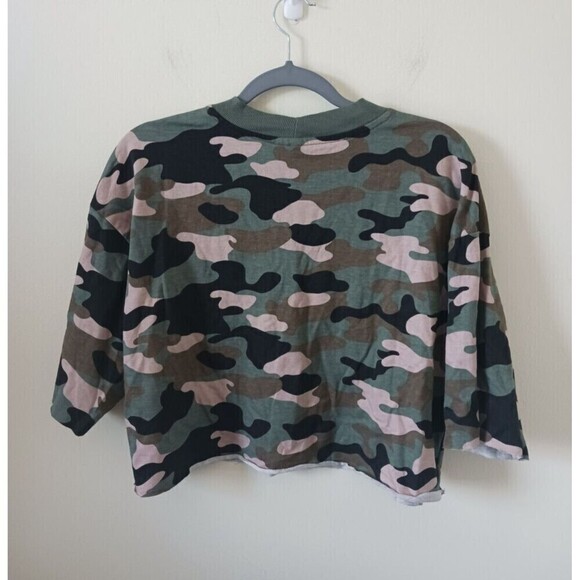 H&M Divided Rebel Girl Womens Short Sleeve Camo Green Crop Top Size M - Picture 2 of 8